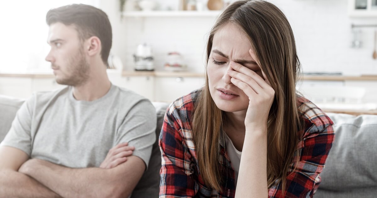 Pressão psicológica do marido: como identificar maus hábitos do seu parceiro de relacionamento?