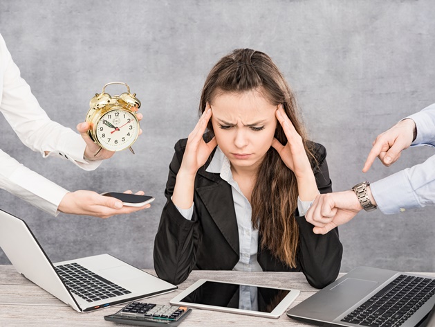 Cansaço por excesso de trabalho: conheça as causas e sintomas da síndrome de burnout