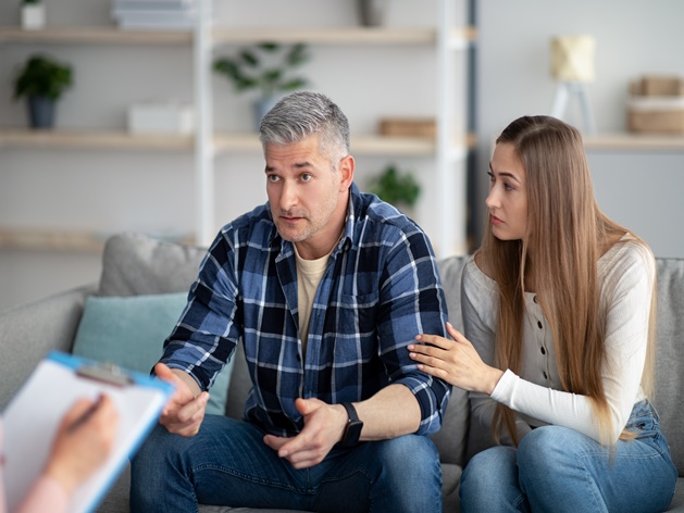 Como a inteligência emocional me ajuda a liderar pessoas mais velhas?